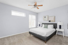 CozySuites l Bold 1BR Monument Circle Indy